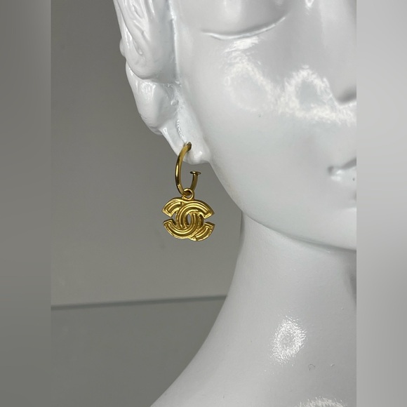 CHANEL CC Logo Gold Tone Pierced Earrings - Picture 3 of 13